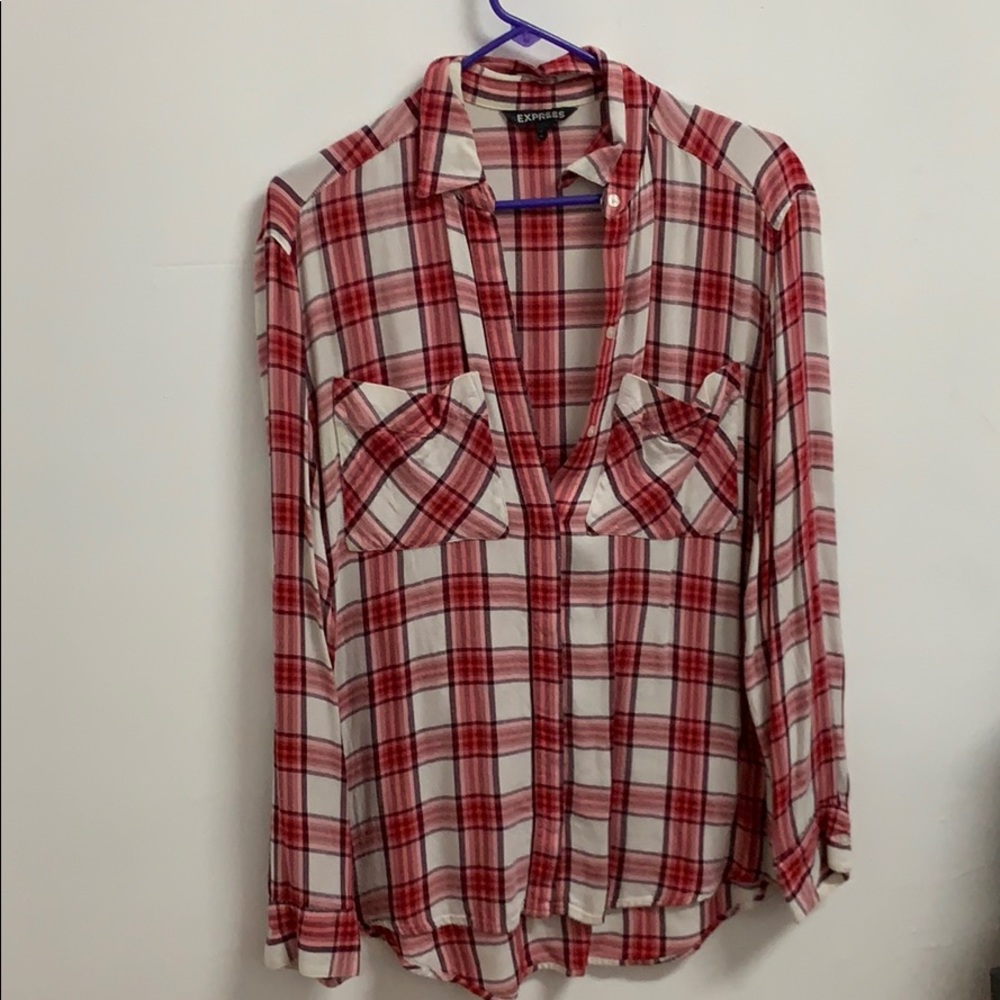 Oversized flannel with pockets and hidden buttons